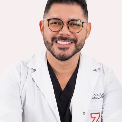 Profesional de Zuro con guardapolvo
